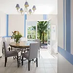 Апарт-отель Les Collines Iduki 4*