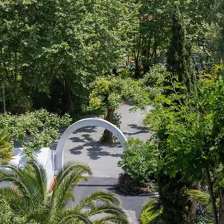 Apart-hotel Les Collines Iduki 4*