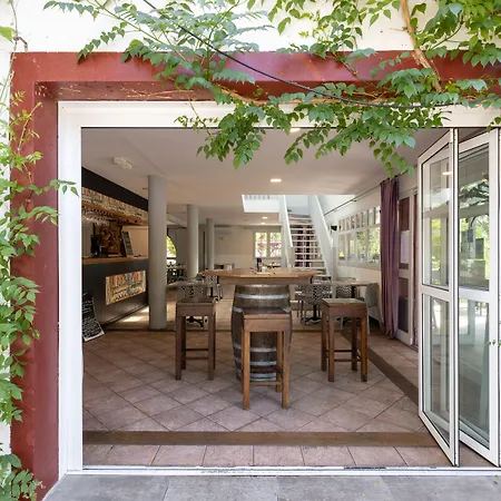 Les Collines Iduki Hotel apartamentowy La Bastide-Clairence