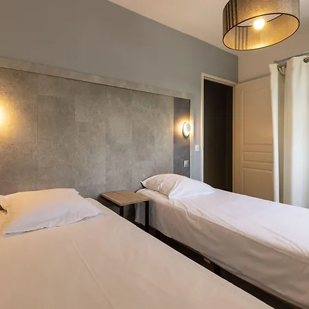 Hotel apartamentowy Les Collines Iduki La Bastide-Clairence