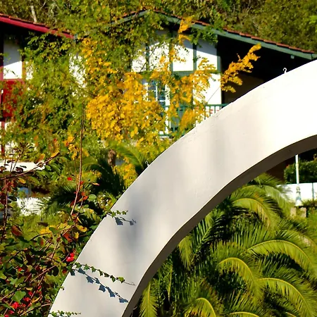 Hotel apartamentowy Les Collines Iduki 4*