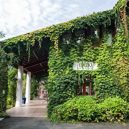 Hotel apartamentowy Les Collines Iduki 4*