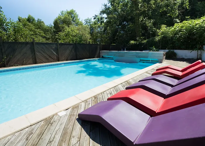 Aparthotel Les Collines Iduki