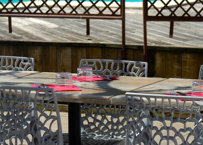 Aparthotel Les Collines Iduki La Bastide-Clairence