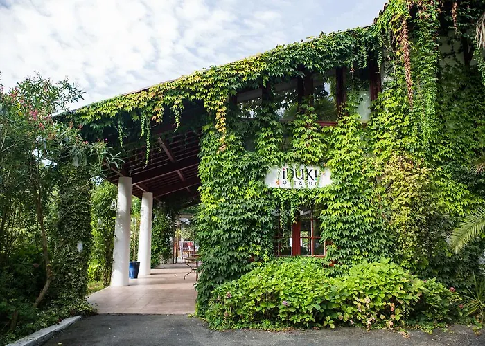 Aparthotel Les Collines Iduki 4*