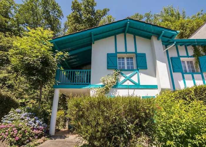 Aparthotel Les Collines Iduki La Bastide-Clairence